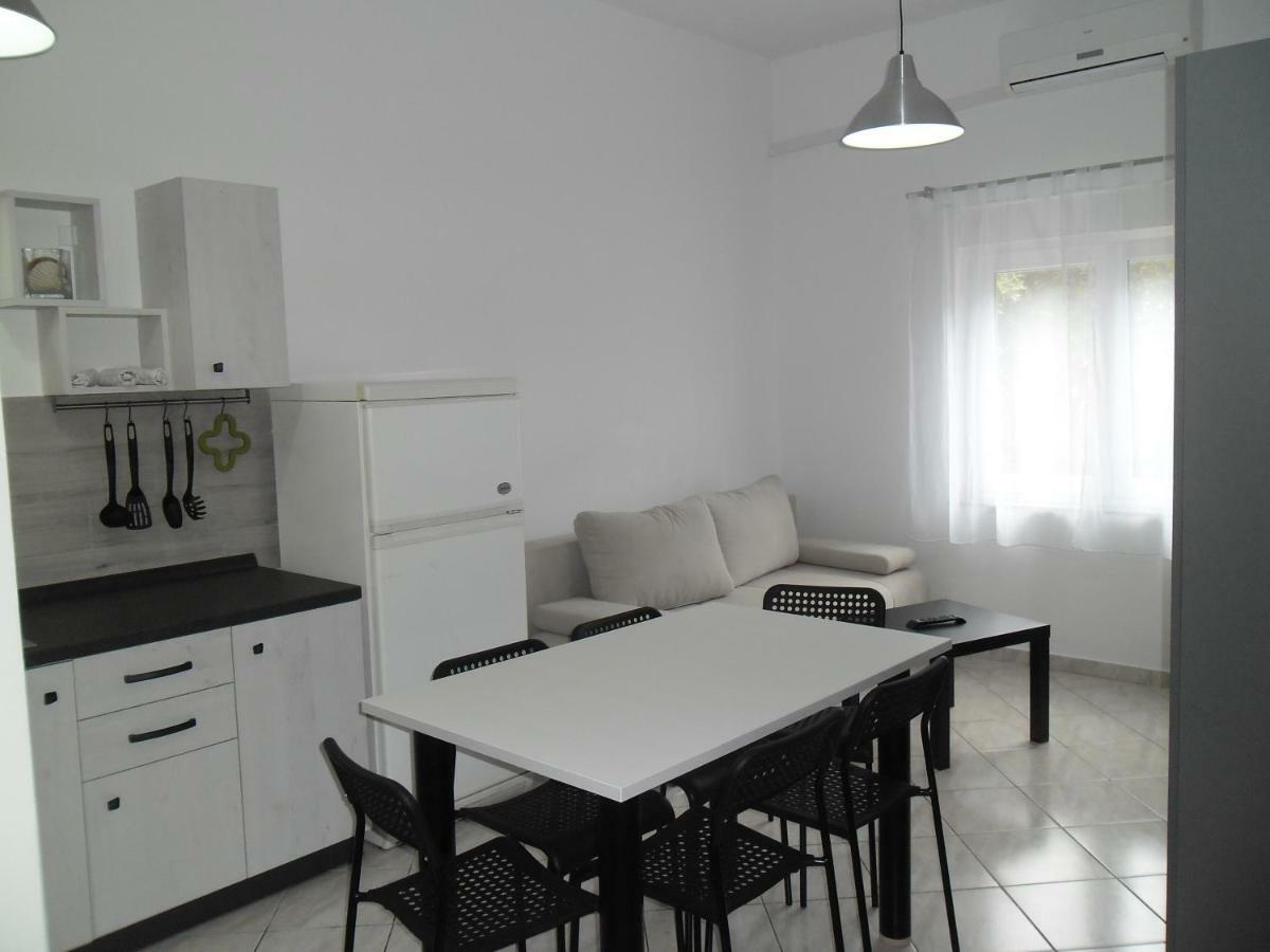 Apartmani Nena Povljana Luaran gambar