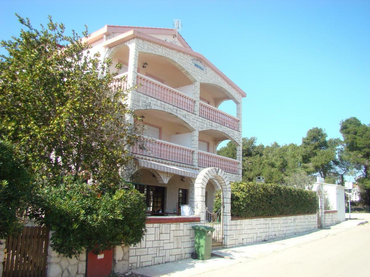 Apartmani Nena Povljana Luaran gambar